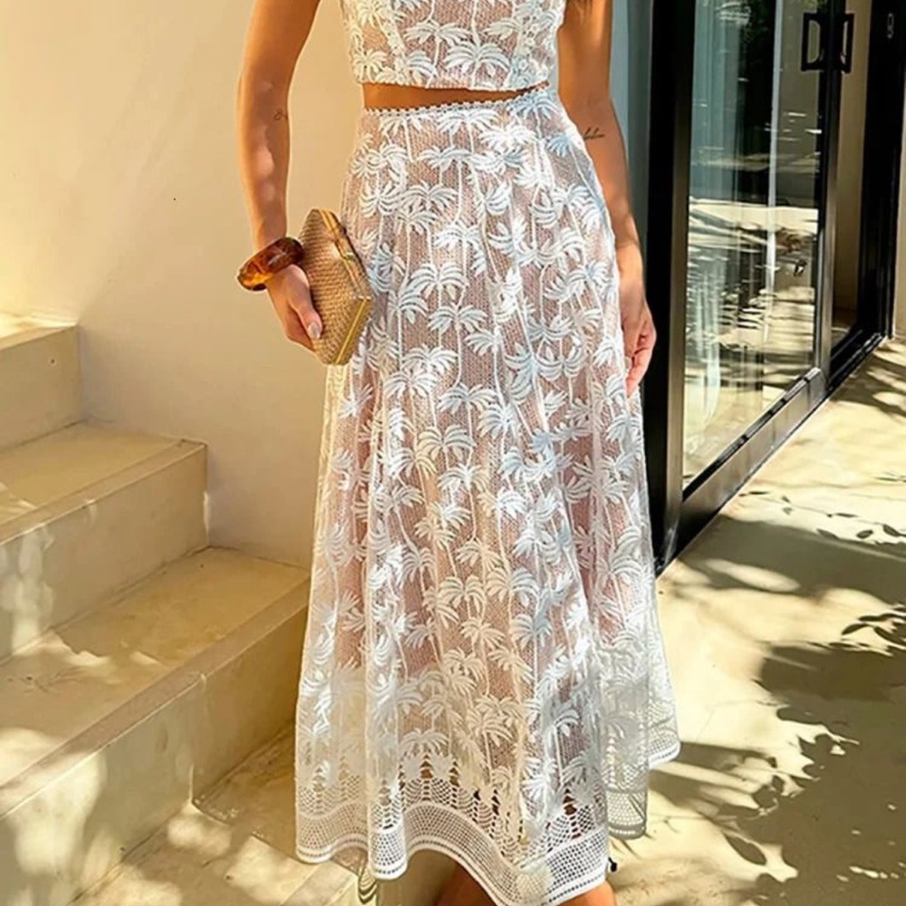 Elegant White Lace Midi Skirt | Palm Embroidered | Size L - Picture 4 of 7